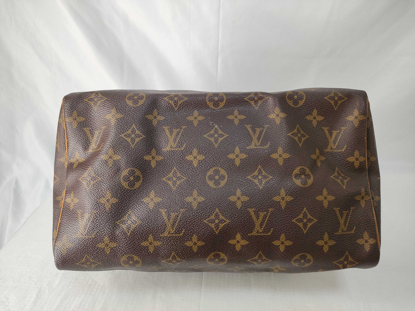 LOUIS VUITTON Monogram Louis Vuitton Speedy Handbag