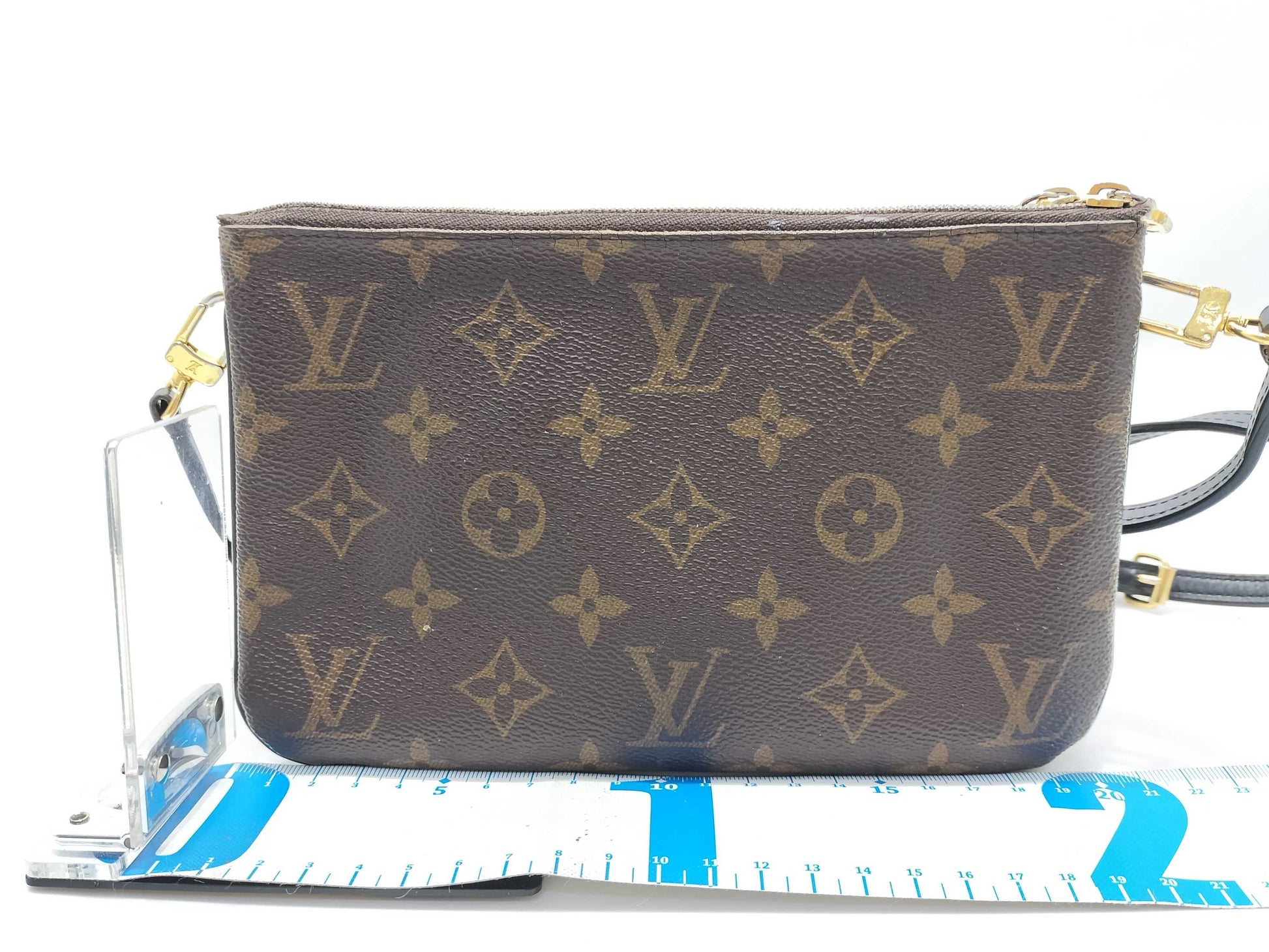 LOUIS VUITTON Monogram Louis Vuitton Shoulder Bag M69203 Pouch