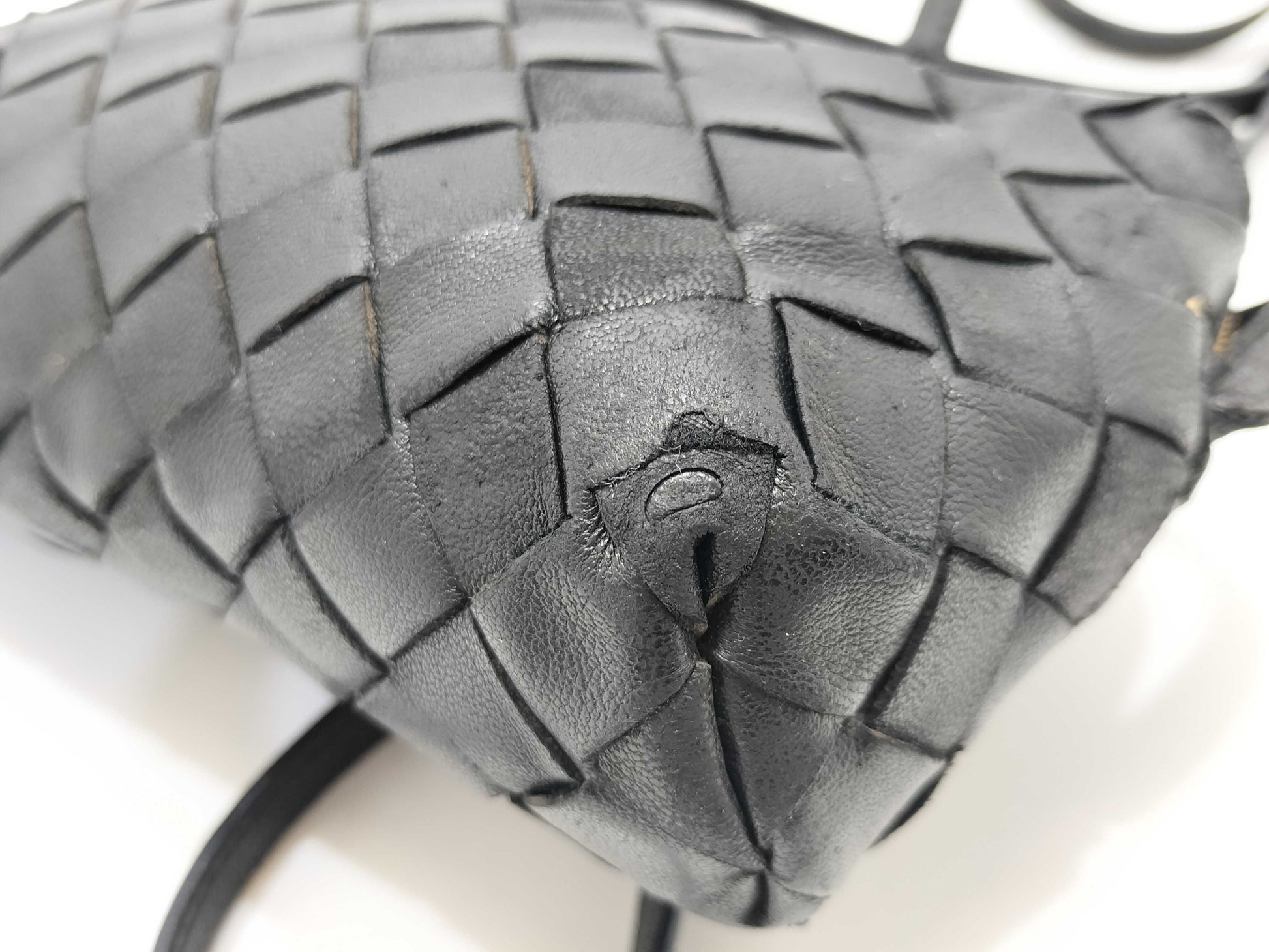 BOTTEGA VENETA Intrecciato Bottega Veneta Black Shoulder Bag Loop Shoulder Bag