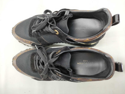 LOUIS VUITTON Monogram Louis Vuitton Runway Sneakers