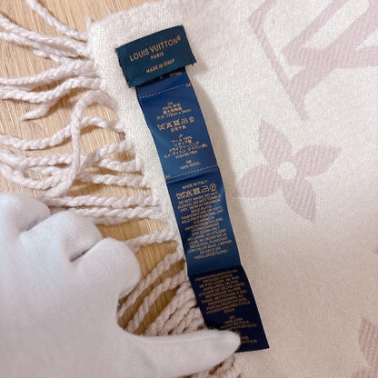 LOUIS VUITTON Louis Vuitton scarf, LV essential, stole, scarf, other accessories