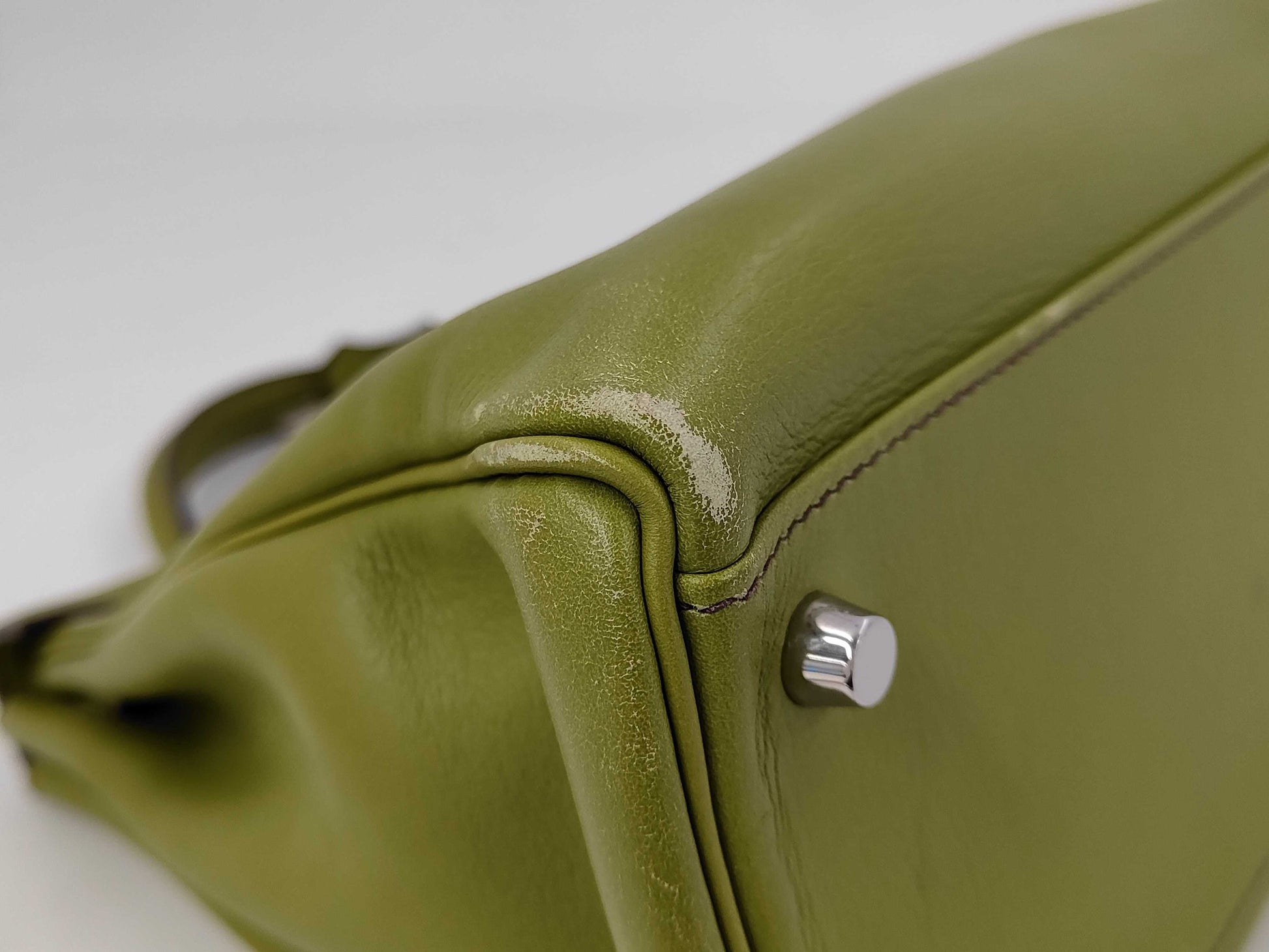 HERMES Kelly 32 Leather Green Strap 2-Way Handbag with J Stamp