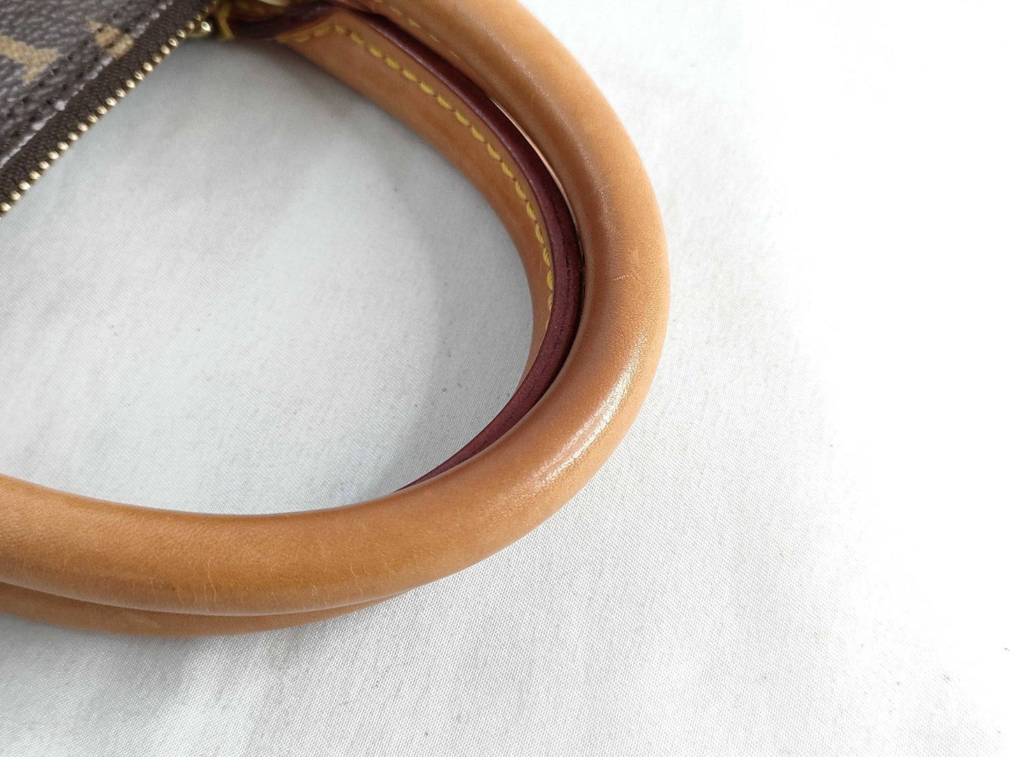 LOUIS VUITTON Monogram Handbag