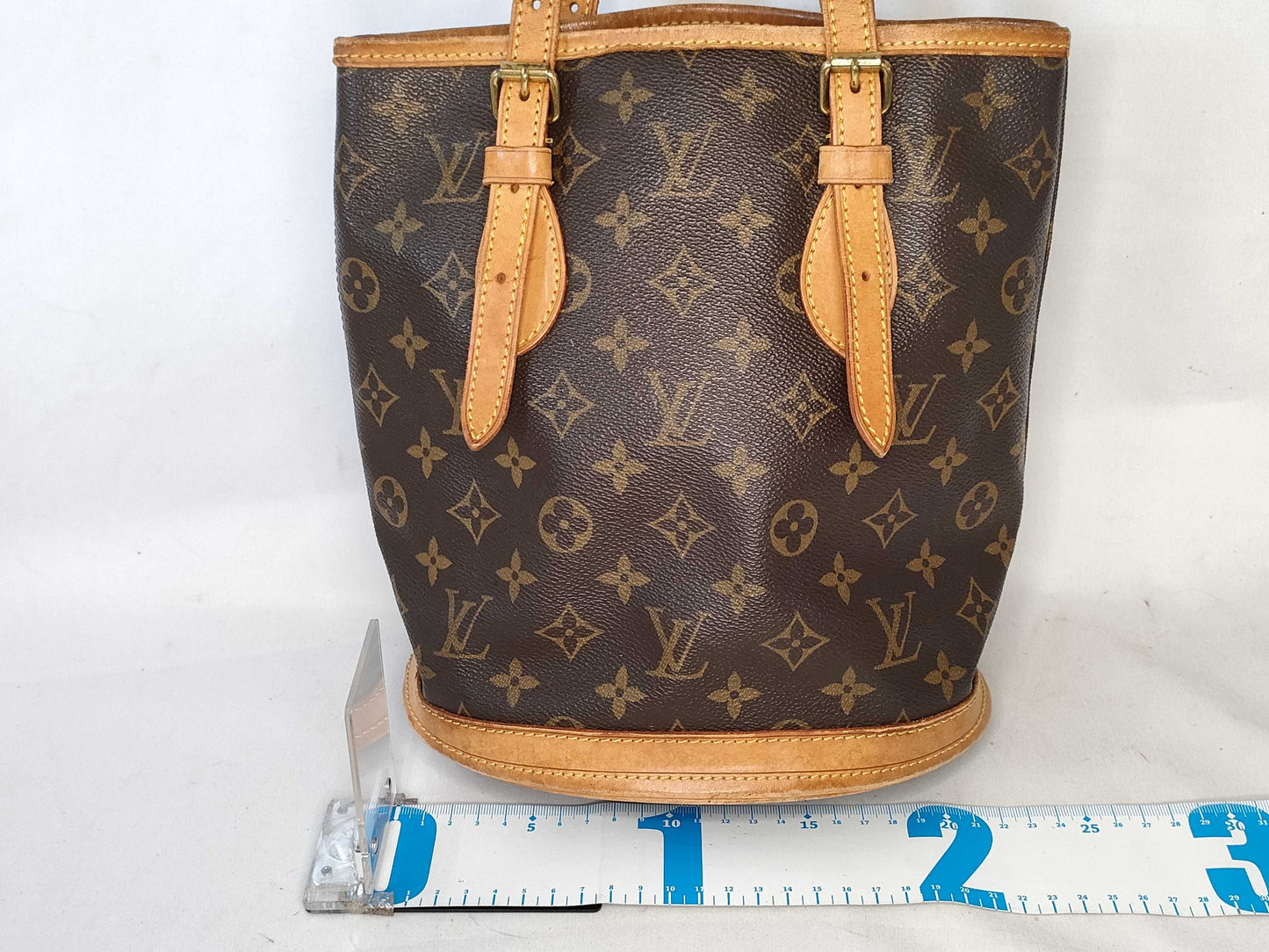 LOUIS VUITTON Monogram Louis Vuitton Bucket Tote Bag
