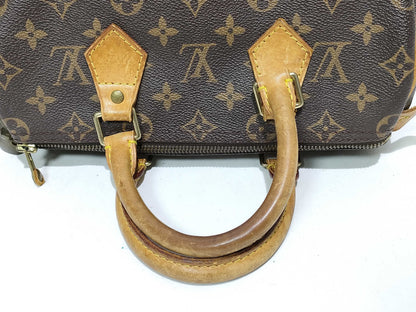 LOUIS VUITTON Monogram Louis Vuitton Monogram Speedy Handbag