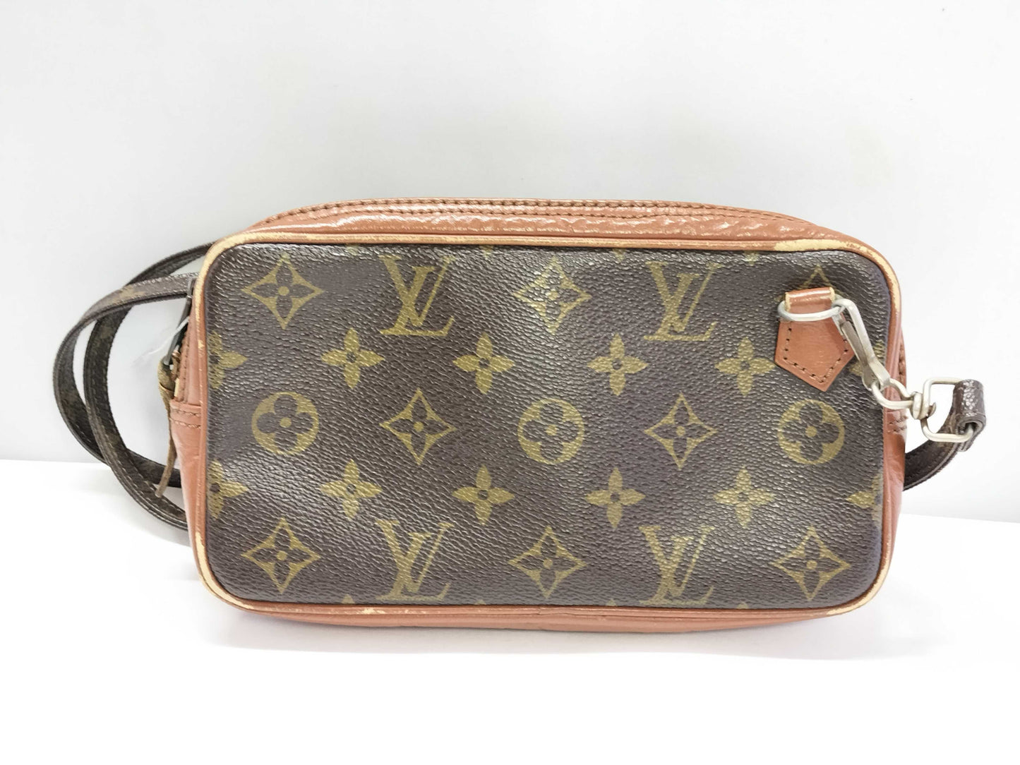 LOUIS VUITTON Monogram LV Shoulder Bag