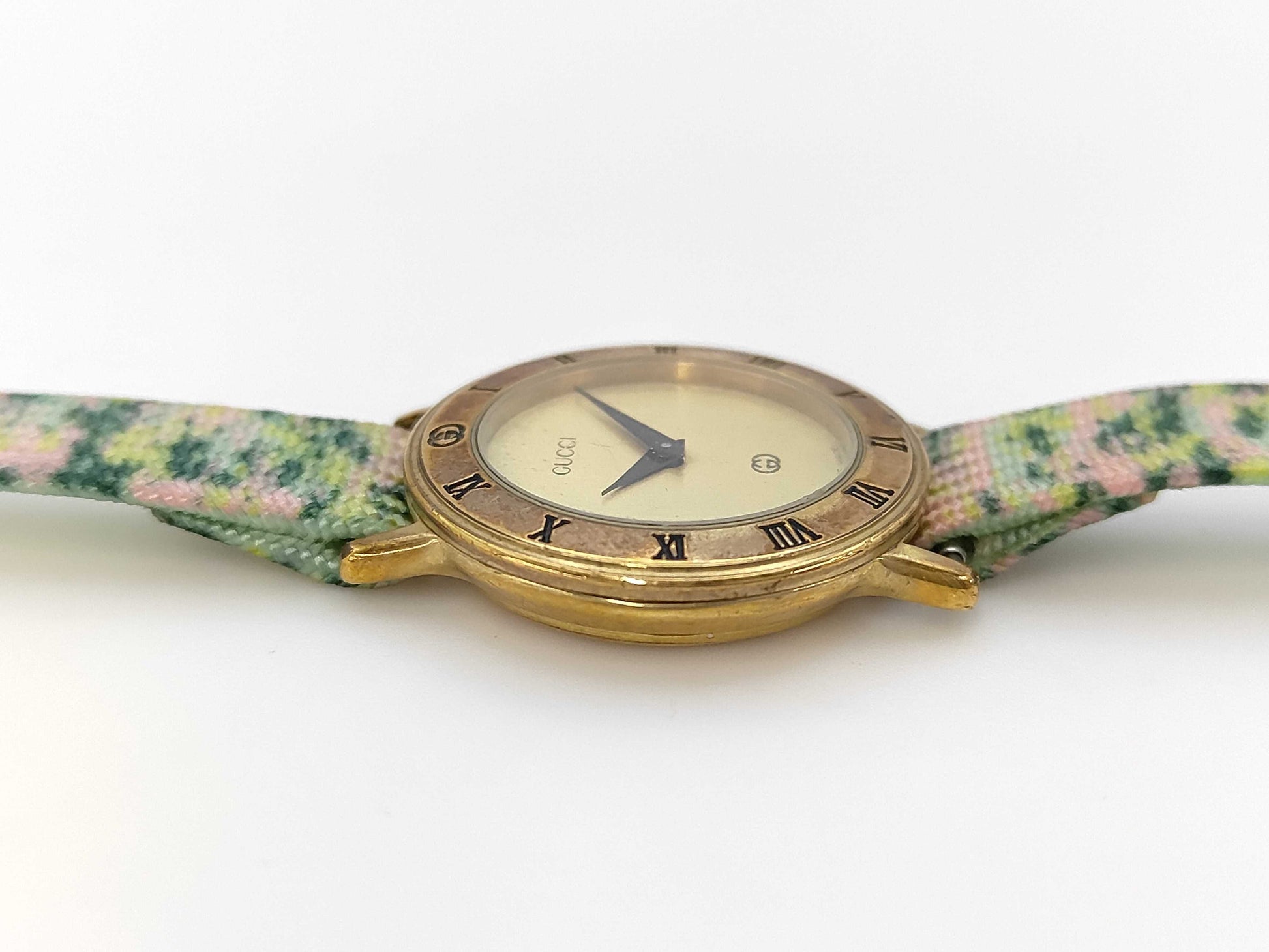 GUCCI 3001L 225-940 Quartz Unmoving Women's Watch