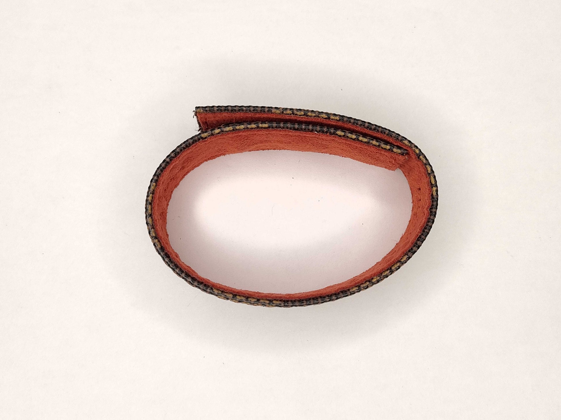 LOUIS VUITTON Damier LV Bracelet/Bangle