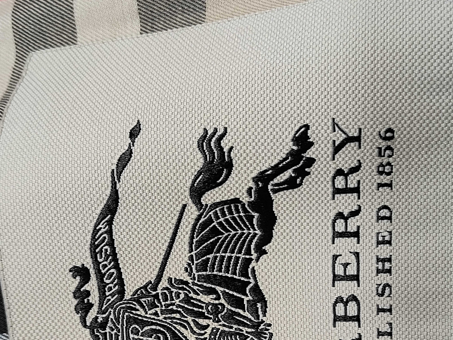 BURBERRY ESTABLISHED Trench Coat, Made in England, UK6, Size 170