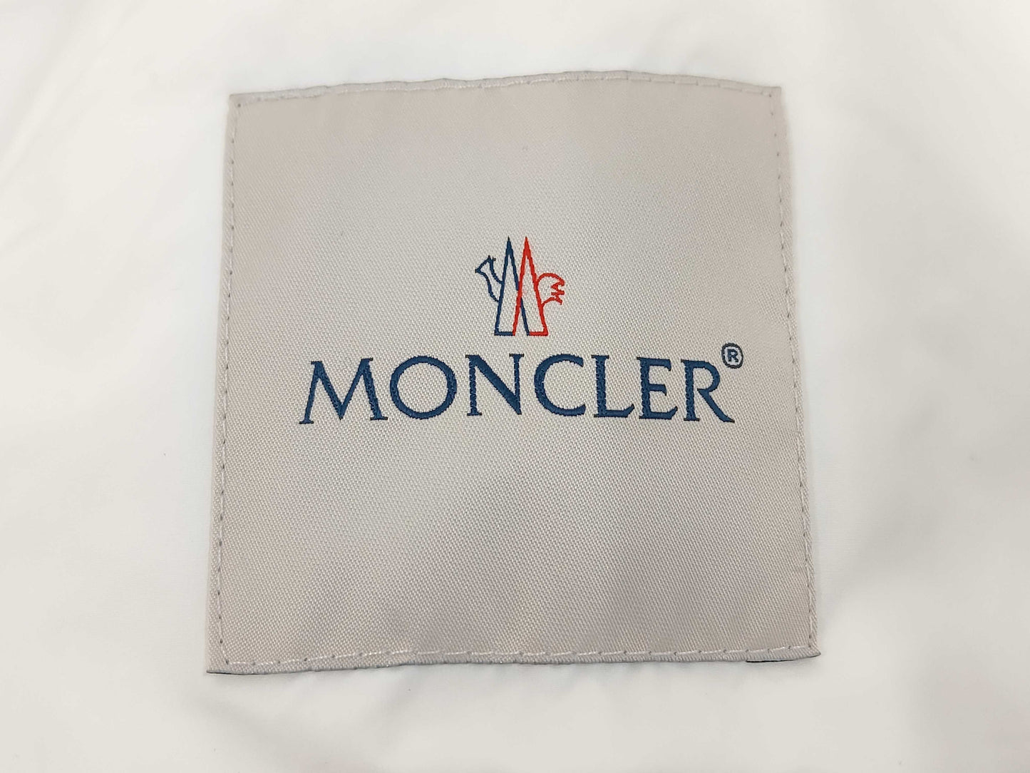 MONCLER Mountain Parka White Jacket