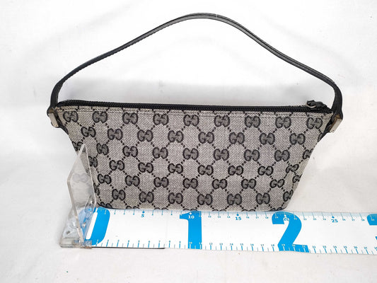GUCCI GG Canvas GUCCI Accessory Pouch Handbag