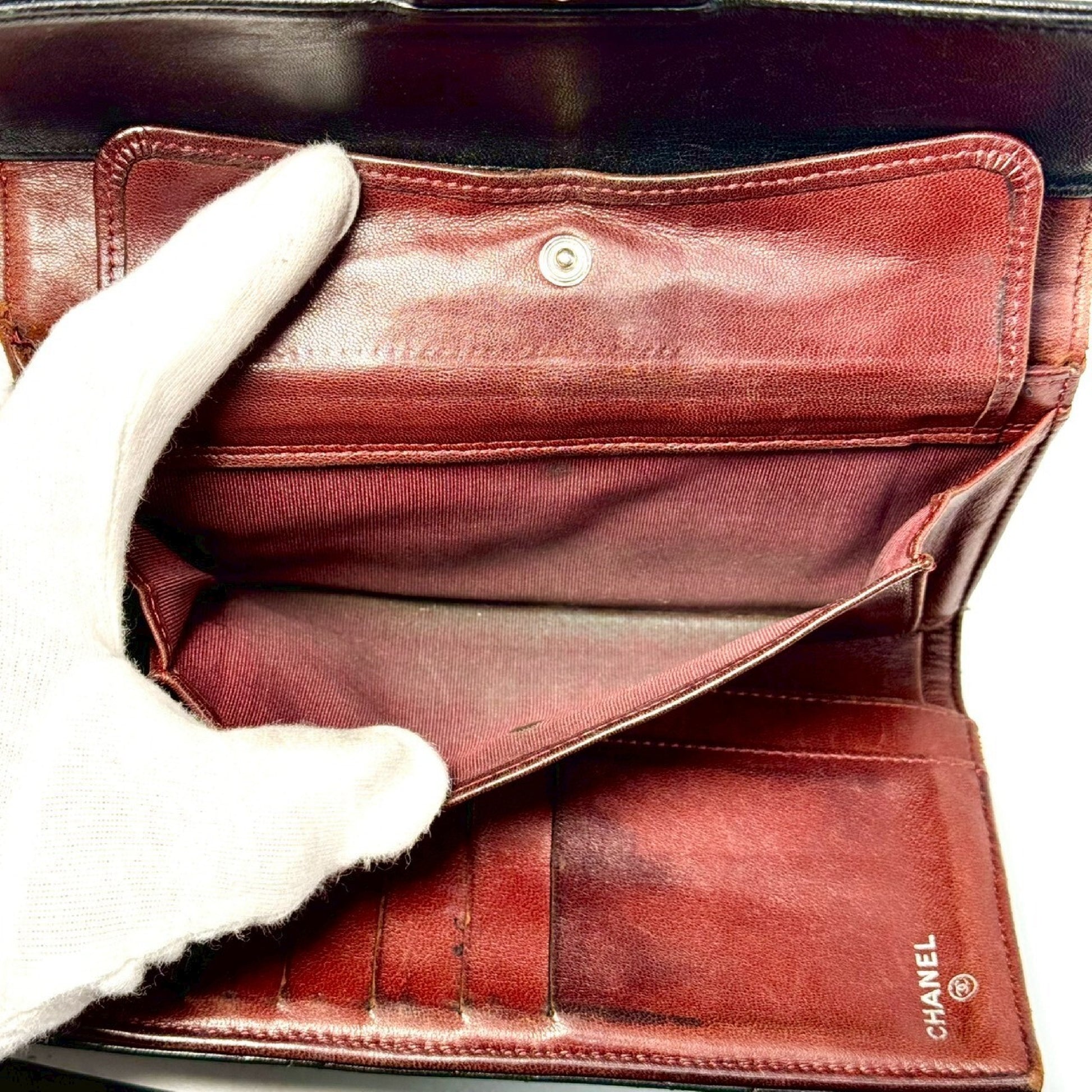 CHANEL Matelasse Timeless Classic Lambskin Tri-fold Long Wallet, Black, 11053742