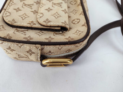 LOUIS VUITTON Monogram Mini Juliette MM M92217 Shoulder Bag