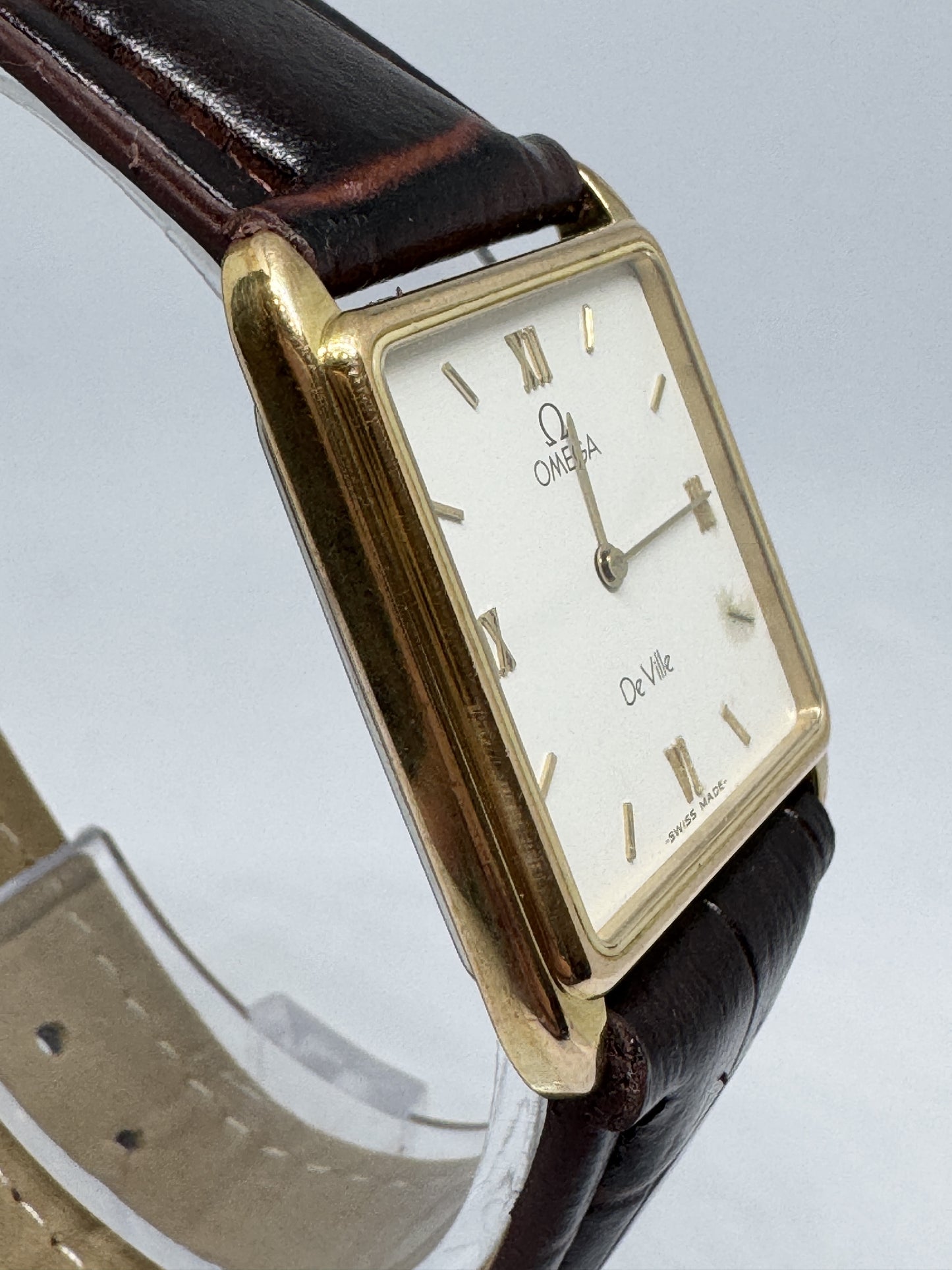 OMEGA Devil Quartz Unmoving Men's Watch