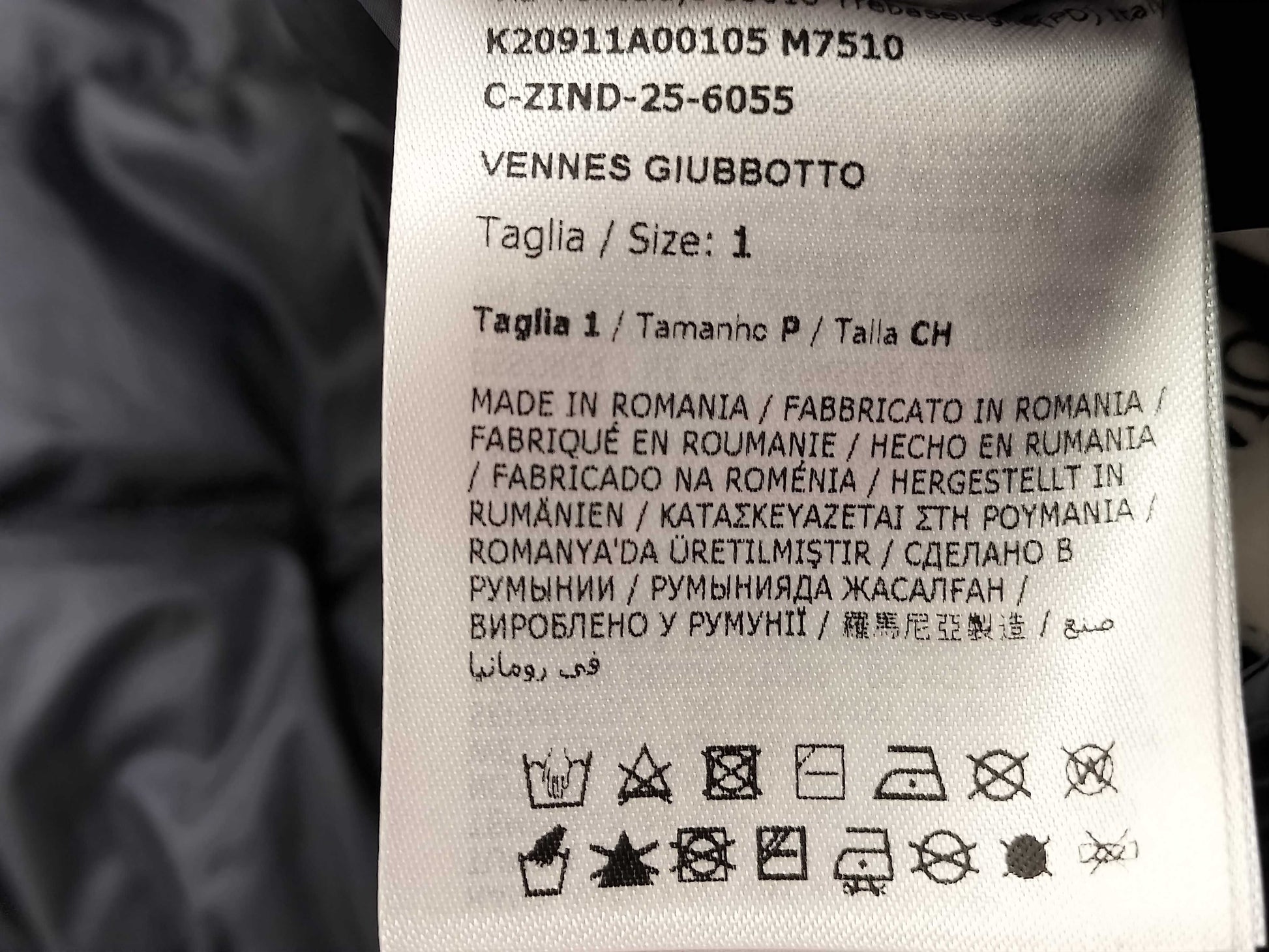 MONCLER 25 VENNES Men's Reversible Down Jacket with Hanger