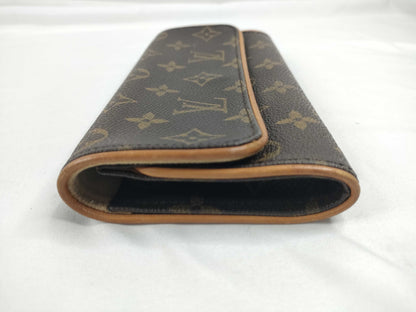 LOUIS VUITTON Monogram Louis Vuitton Monogram Pattern Pochette Twin PM Pouch