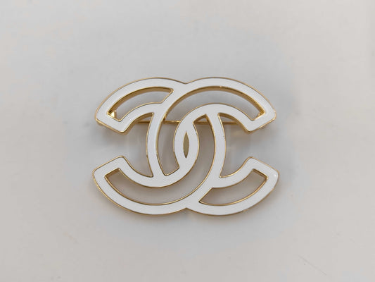 CHANEL B24A GP Brooch