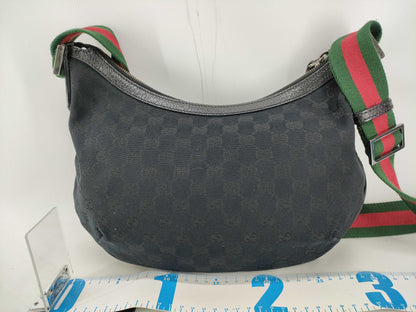 GUCCI GG Canvas Shoulder Bag in Sherry Black