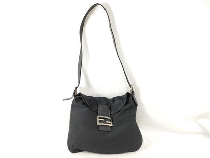 FENDI FENDI Fendi Shoulder Bag Black Shoulder Bag