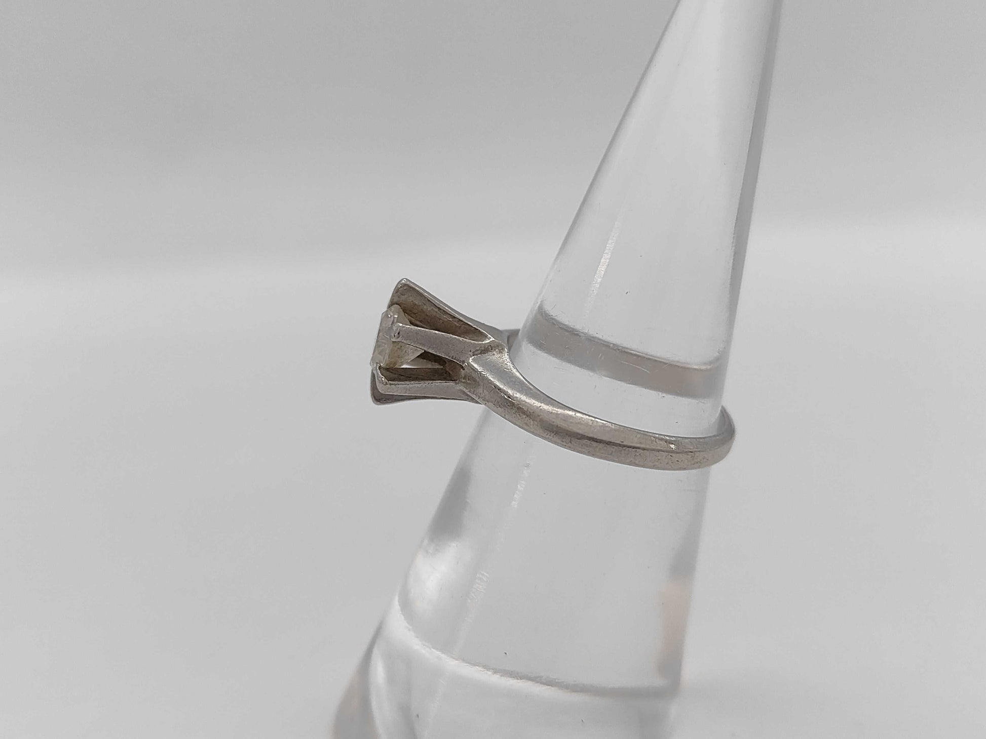D0.601ct Pt900 5.4g Ring 