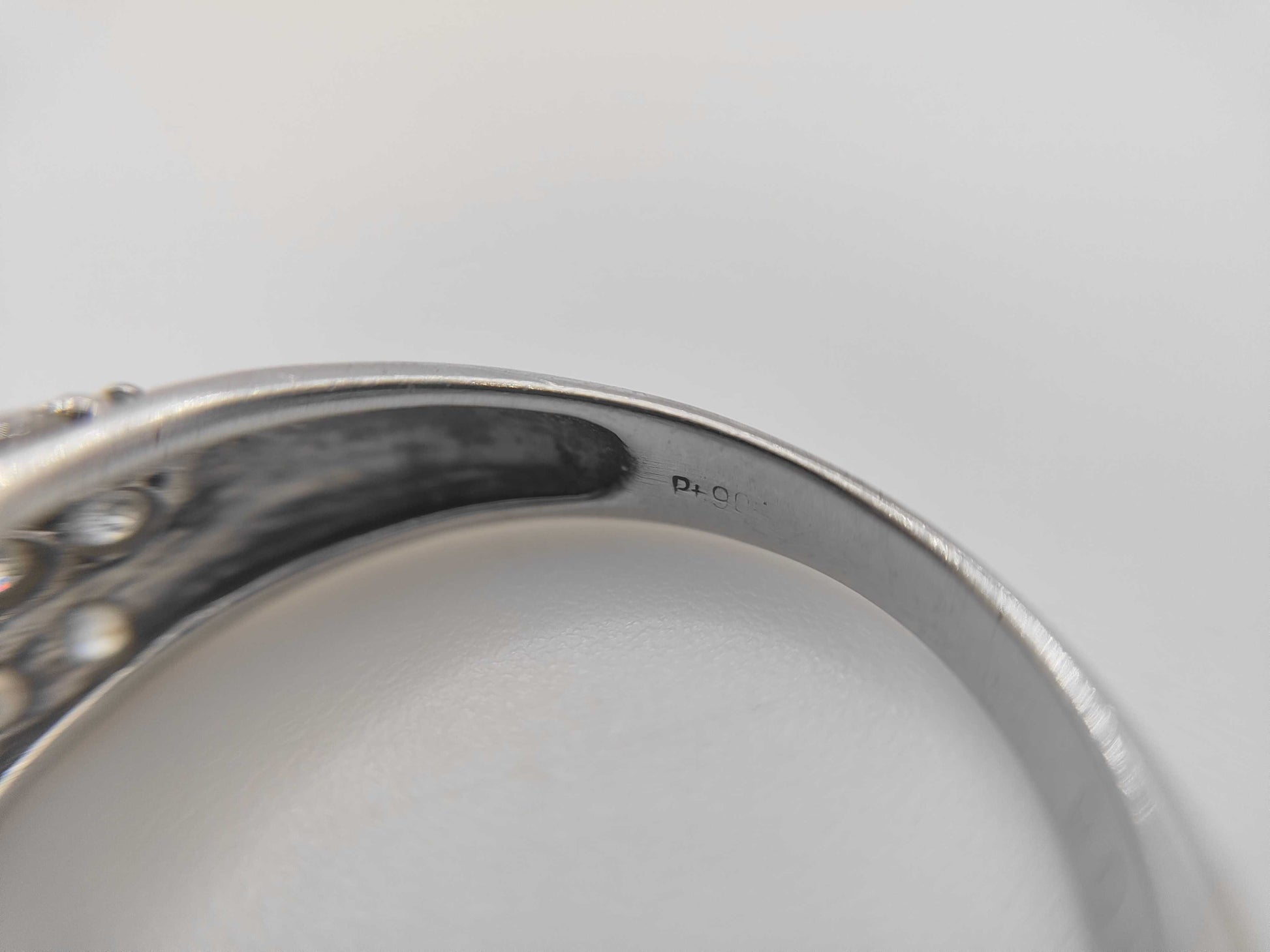 D1.00ct Pt900 5.0g Ring 