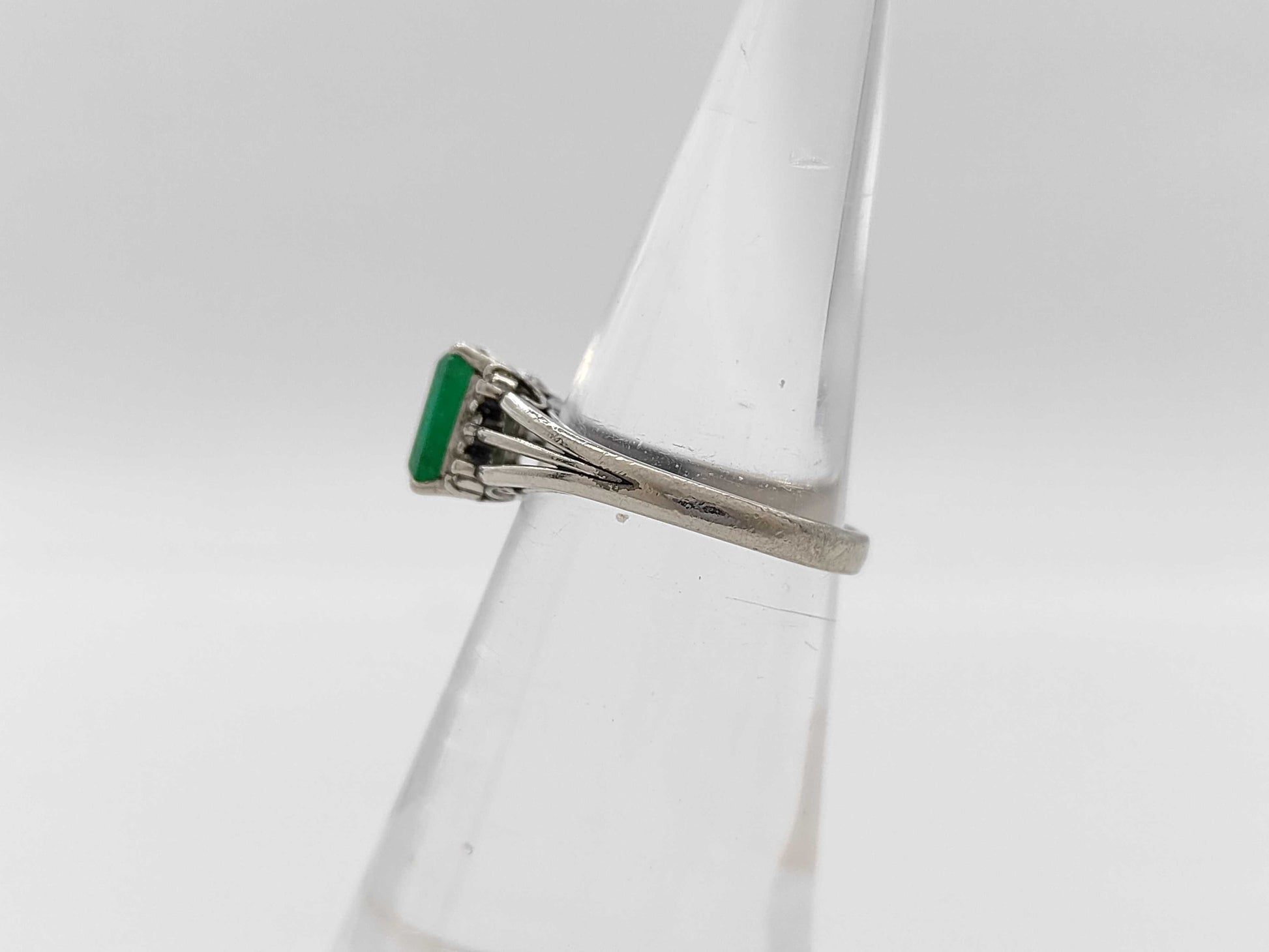 E0.98ct Diamond Plat 3.4g Ring 