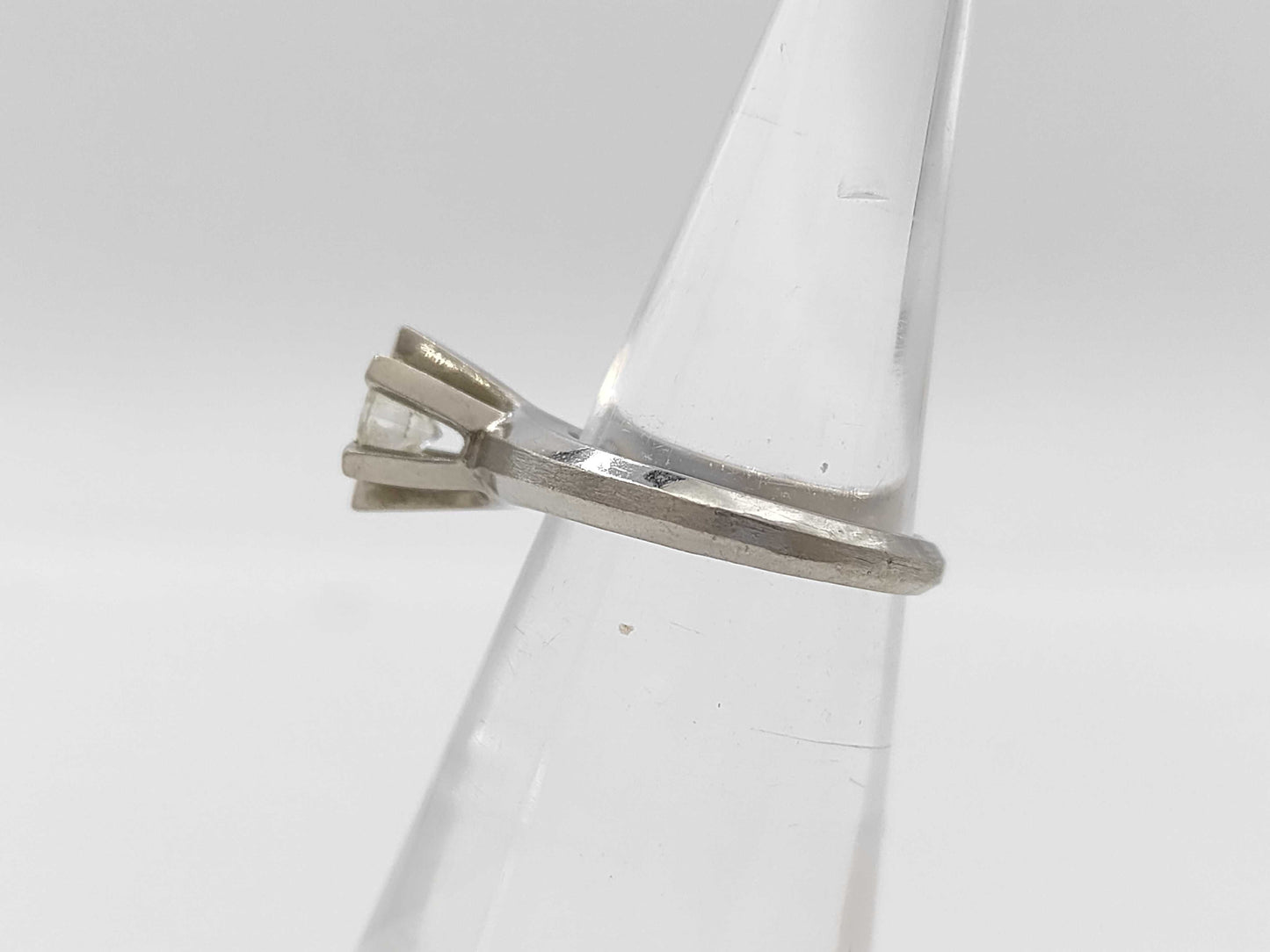 D0.56ct Pt900 5.3g Ring 