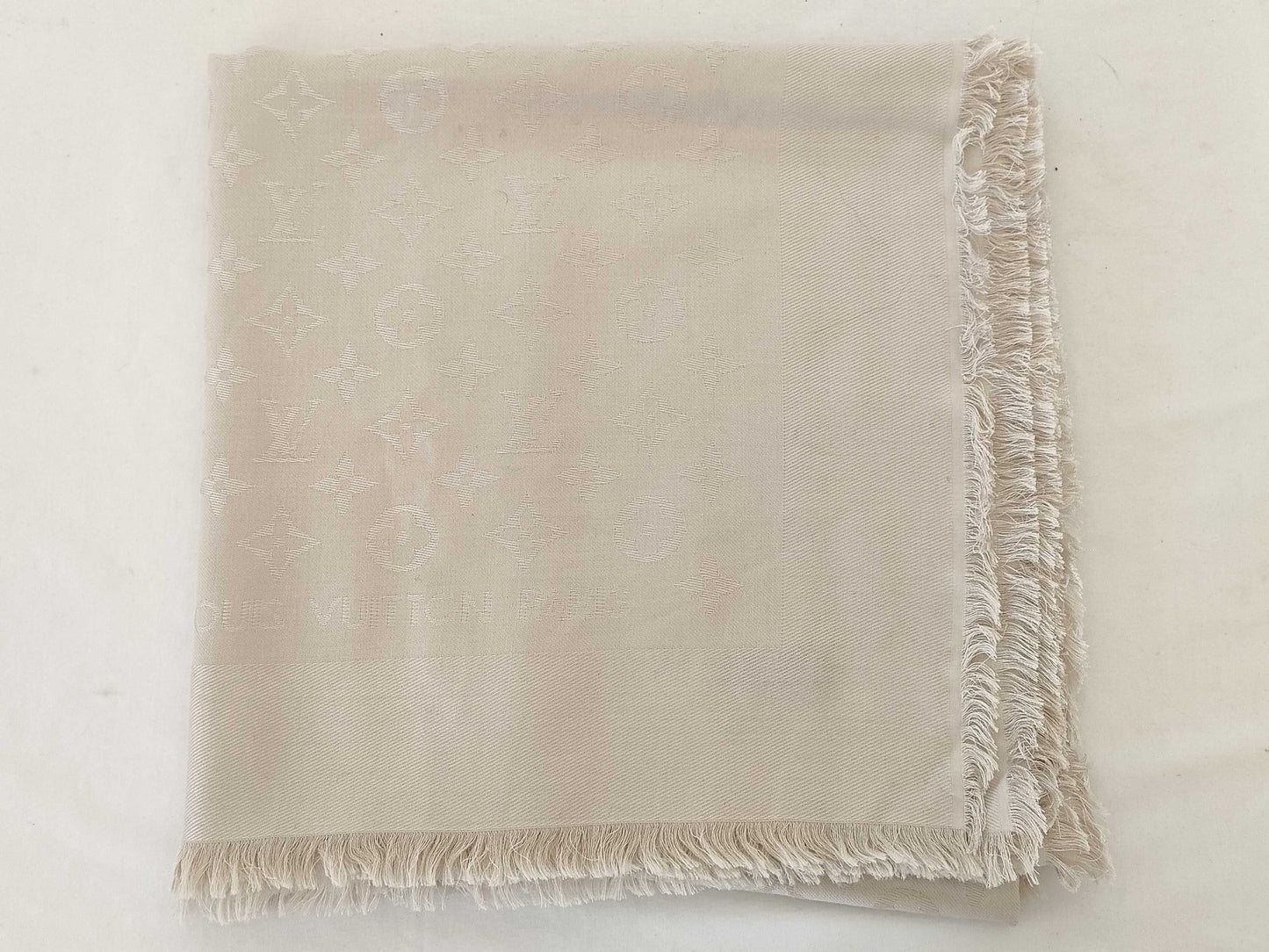 LOUIS VUITTON Monogram Louis Vuitton Scarf 140 Monogram Scarf with Tag