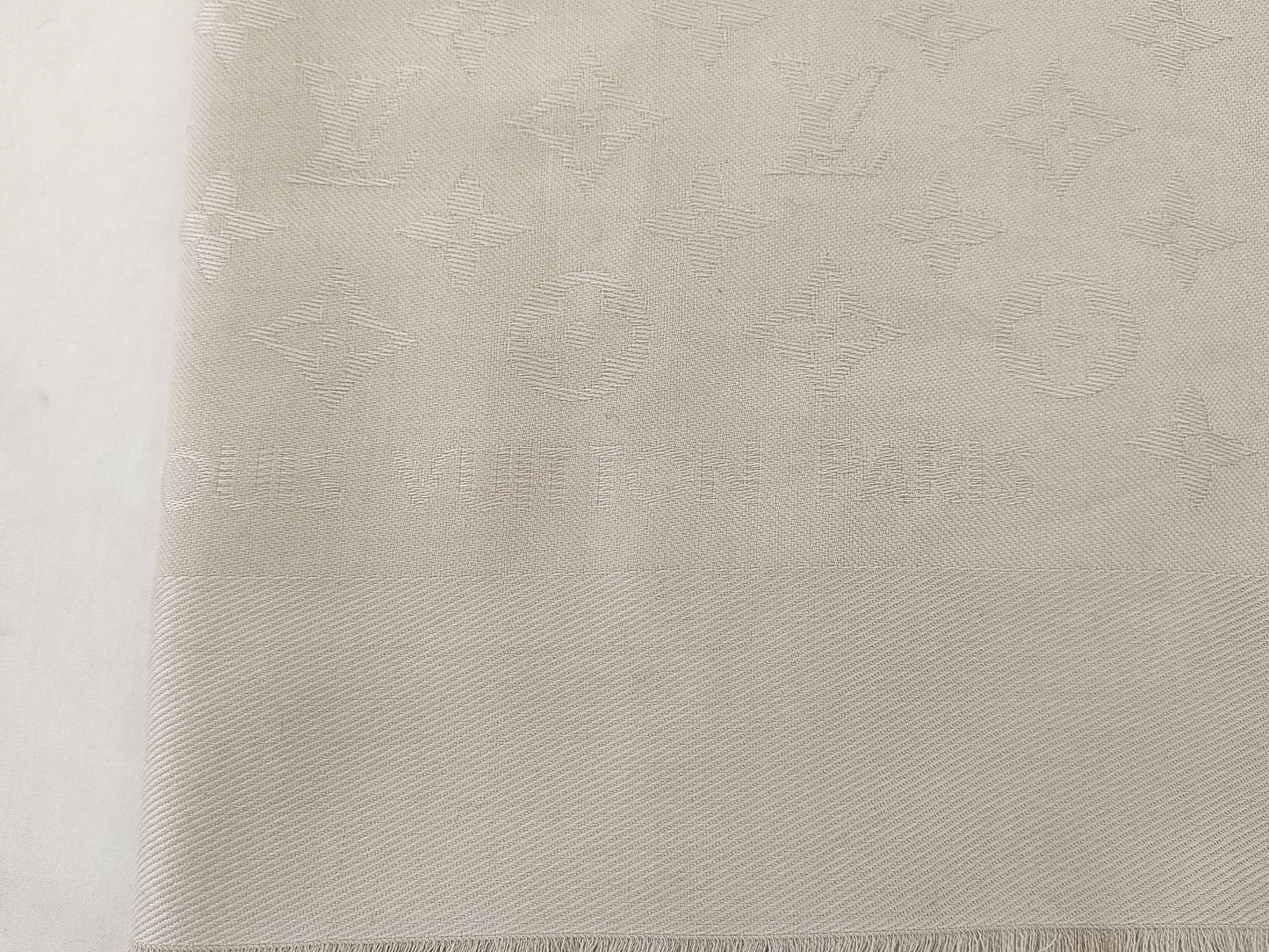 LOUIS VUITTON Monogram Louis Vuitton Scarf 140 Monogram Scarf with Tag