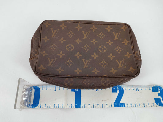 LOUIS VUITTON Monogram LV True Toilet Monogram Pouch