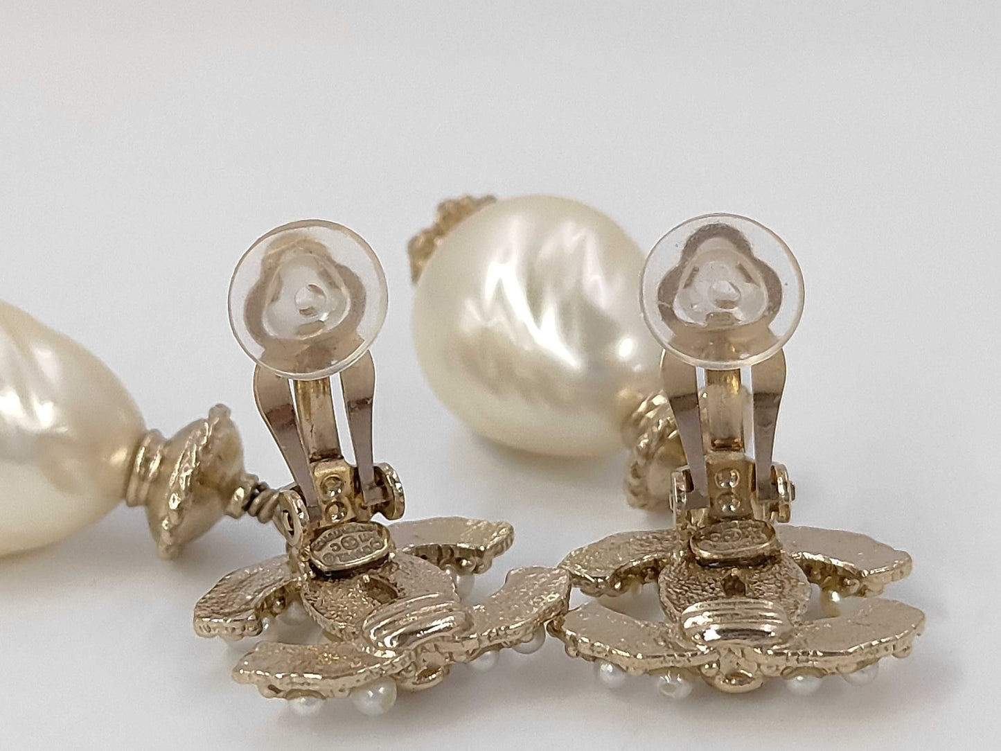 CHANEL A11C GP Swing Pearl Coco Mark Earrings