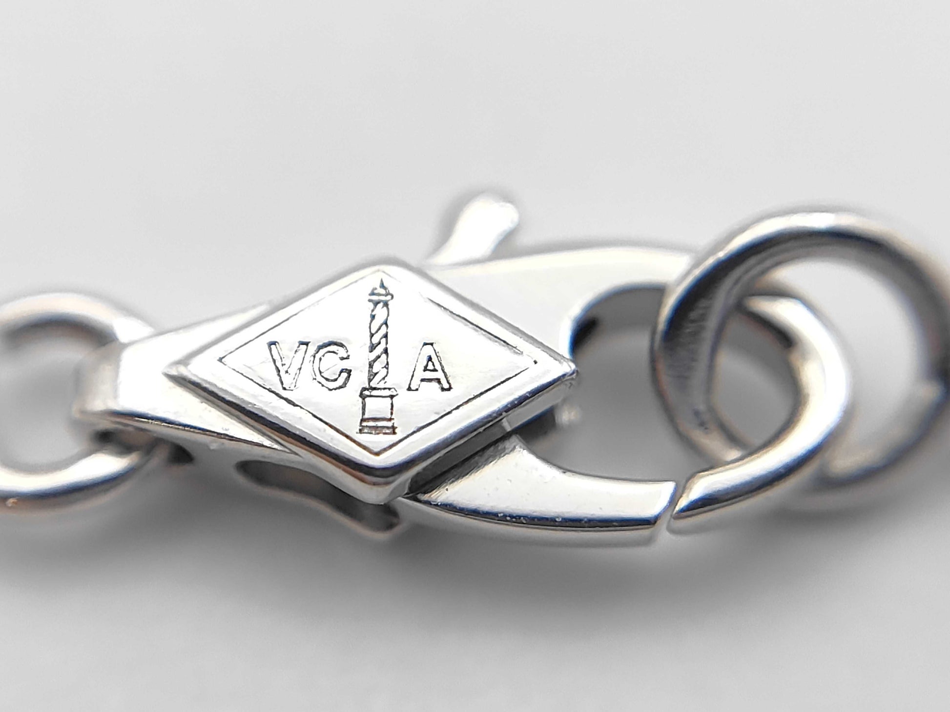 Van Cleef & Arpels Sweet Alhambra Diamond Bracelet in 750 White Gold, 7.8g 