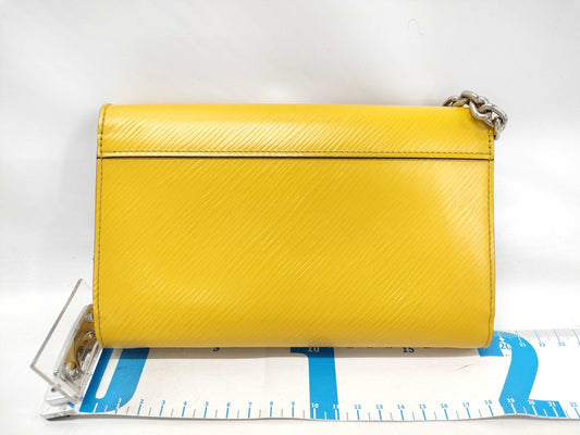 LOUIS VUITTON LV Twist Chain Wallet Shoulder Bag