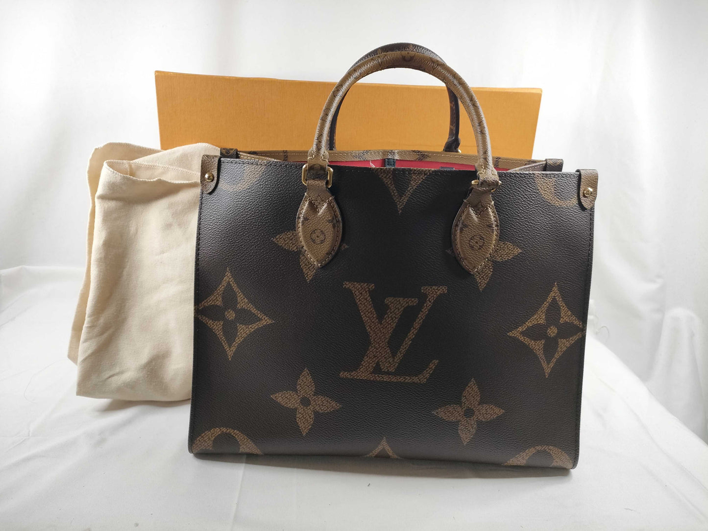 LOUIS VUITTON LOUIS VUITTON M45321 On the Go MM M45321 Tote Bag