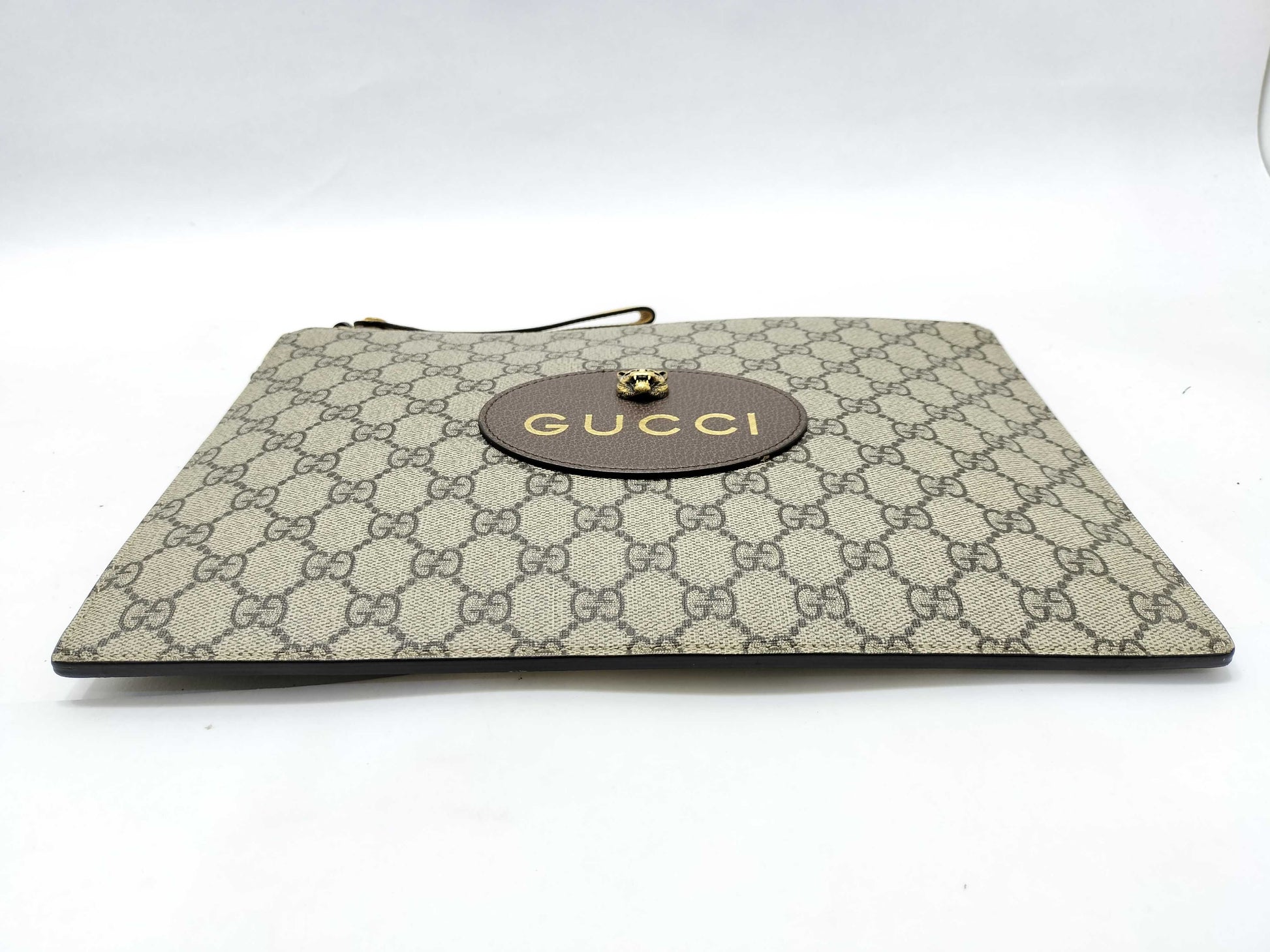 GUCCI GG Supreme Tiger Head Clutch Bag