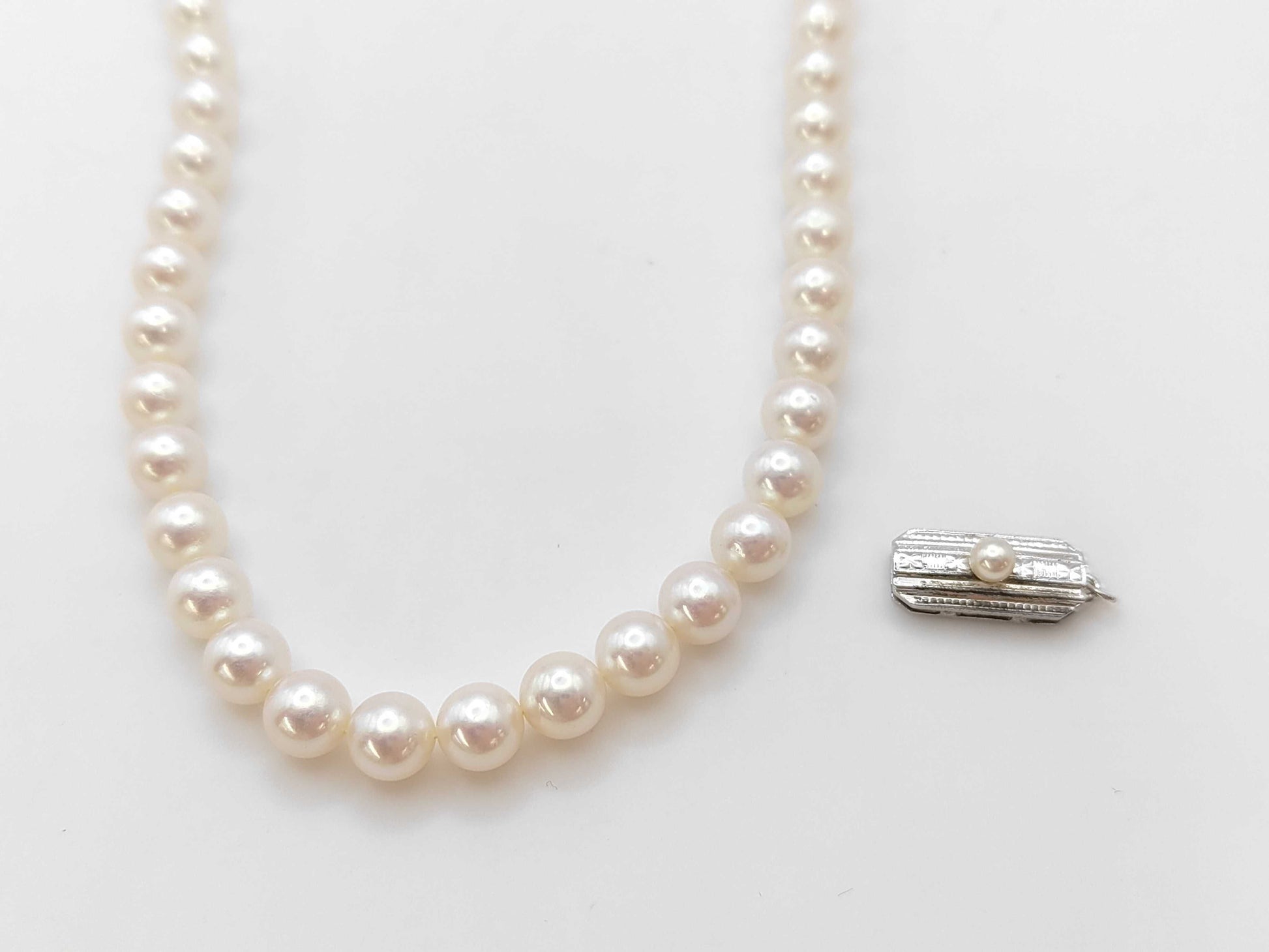 MIKIMOTO Pearl Necklace, Diameter 6.5-6.8m, Silver, 25.5g 