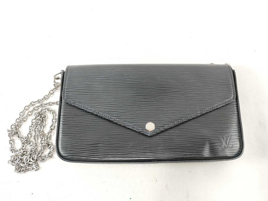 LOUIS VUITTON Epi Louis Vuitton Pochette Felicie Shoulder Bag