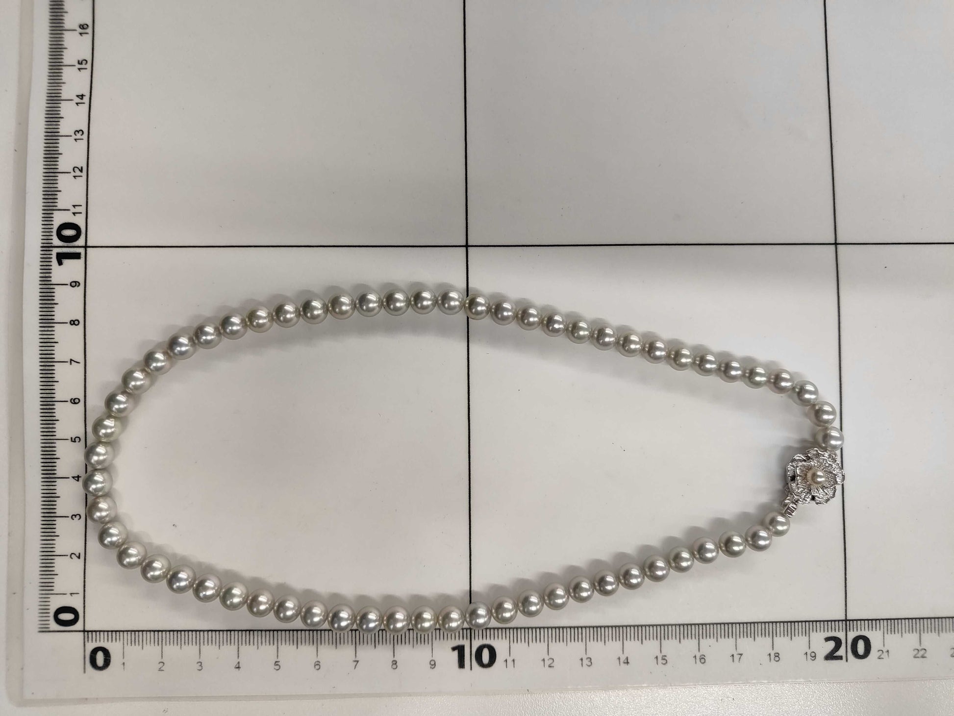 Pearl Necklace, Diameter: Approx. 6.4-6.8mm, Sterling Silver, 29.7g 