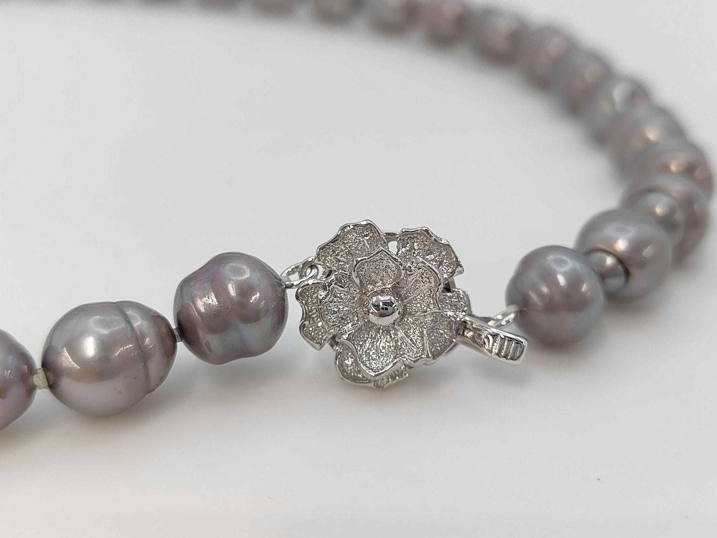 Semi-Round Pearl Necklace, Diameter: Approx. 8.8-10.1mm, Sterling Silver, 50.9g 