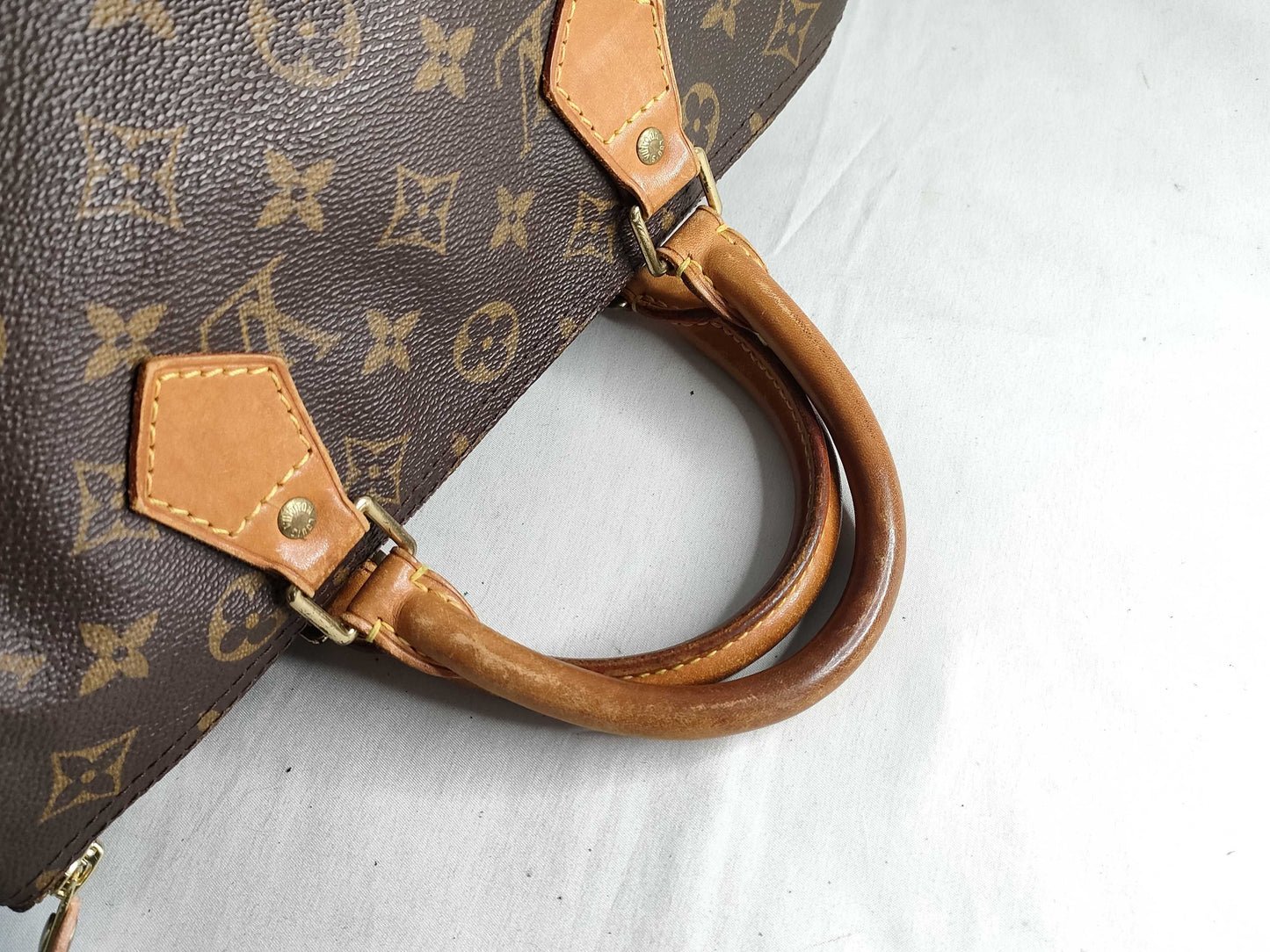 LOUIS VUITTON Monogram Speedy 30 Handbag M41526