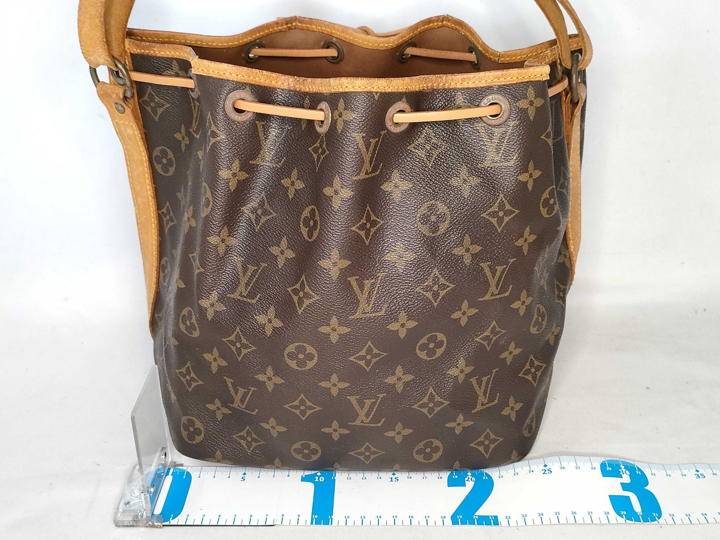 LOUIS VUITTON Monogram Drawstring Shoulder Bag Petit Noe M42226 Shoulder Bag