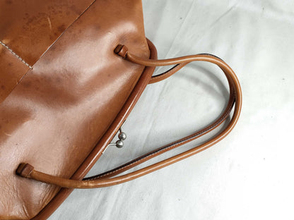 Miu Miu Miu Miu Miu clasp tote bag