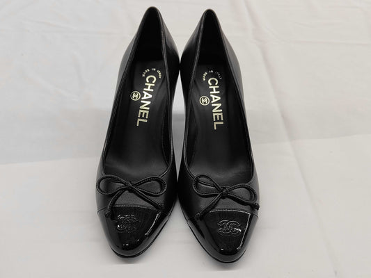 CHANEL Chanel Pumps Size 34.5 Pumps
