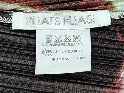 ISSEY MIYAKE Pleats Please all-over print dress