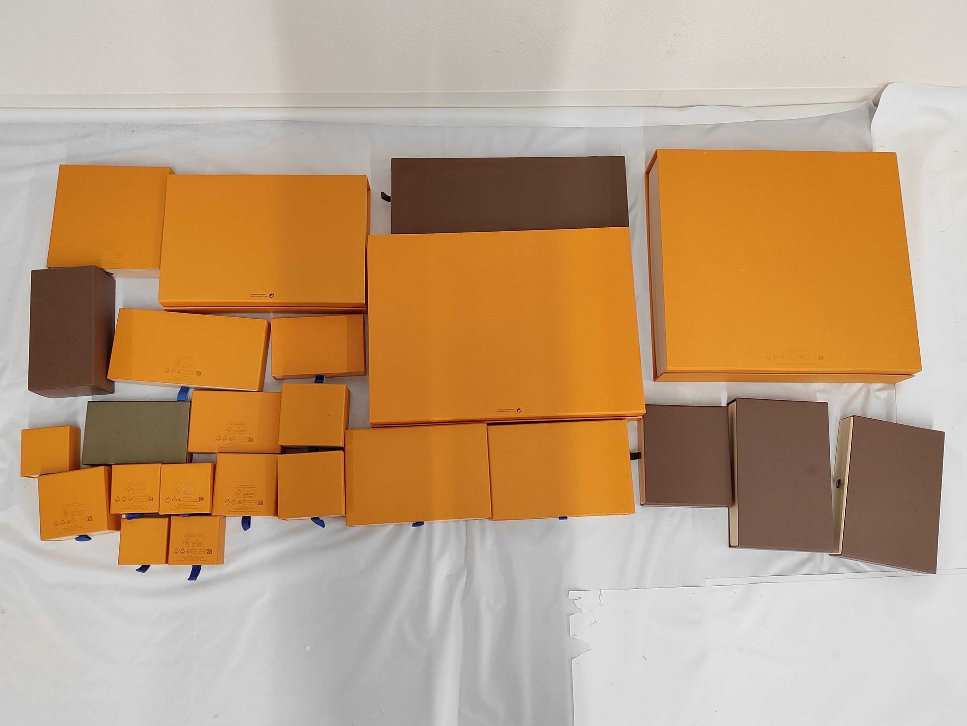 LOUIS VUITTON Empty Boxes, 22 Boxes 