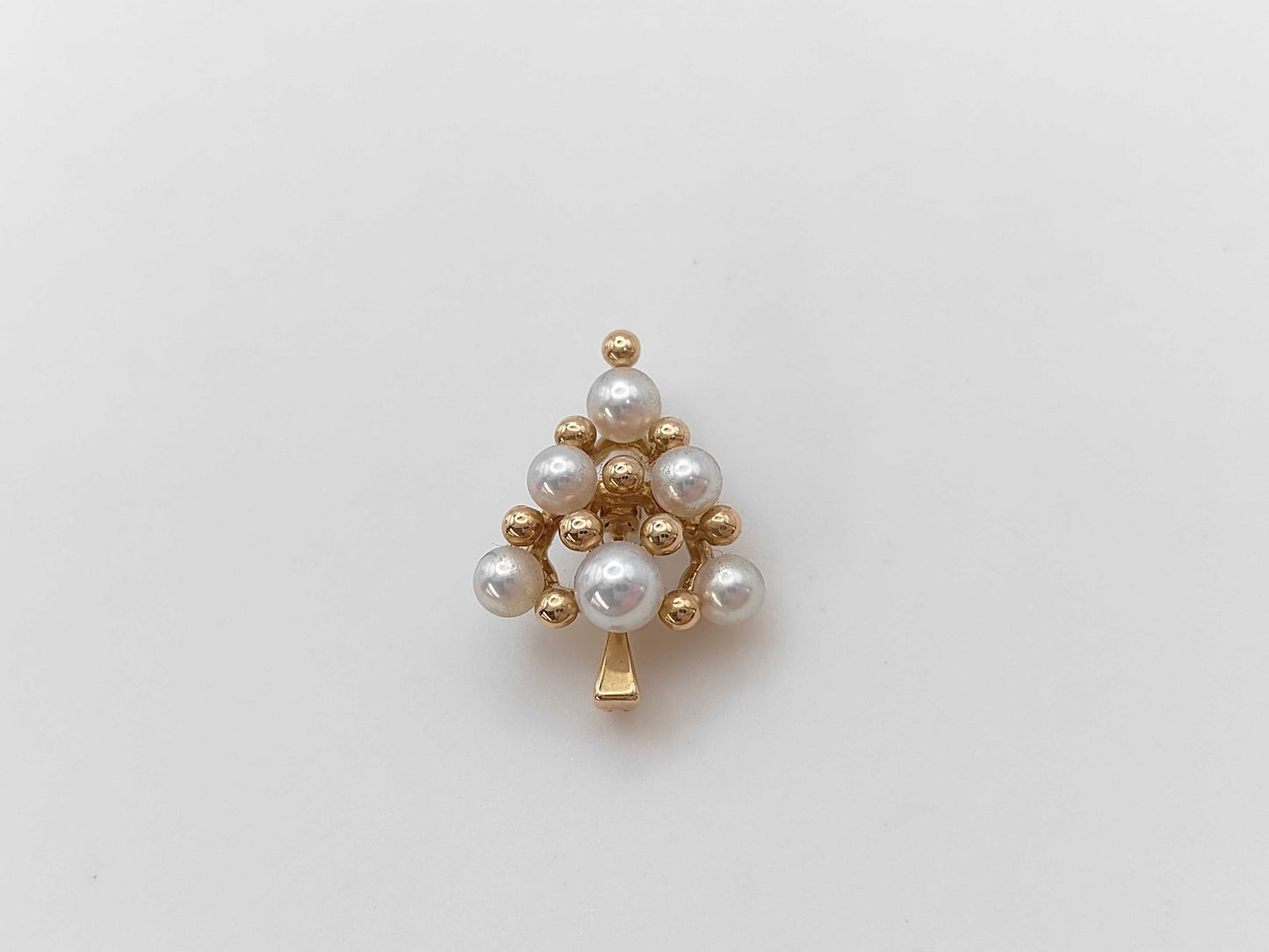 MIKIMOTO Tree Motif Pearl Brooch, Diameter: Approx. 3.5-4.4mm, 18K Gold, 2.9g 