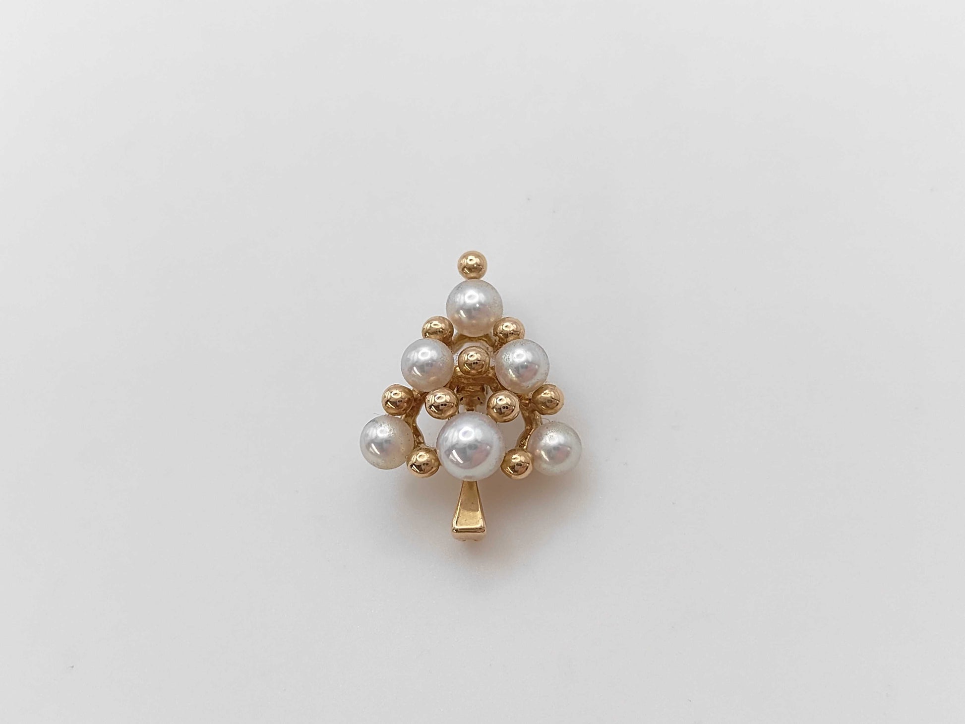 MIKIMOTO Tree Motif Pearl Brooch, Diameter: Approx. 3.5-4.4mm, 18K Gold, 2.9g 