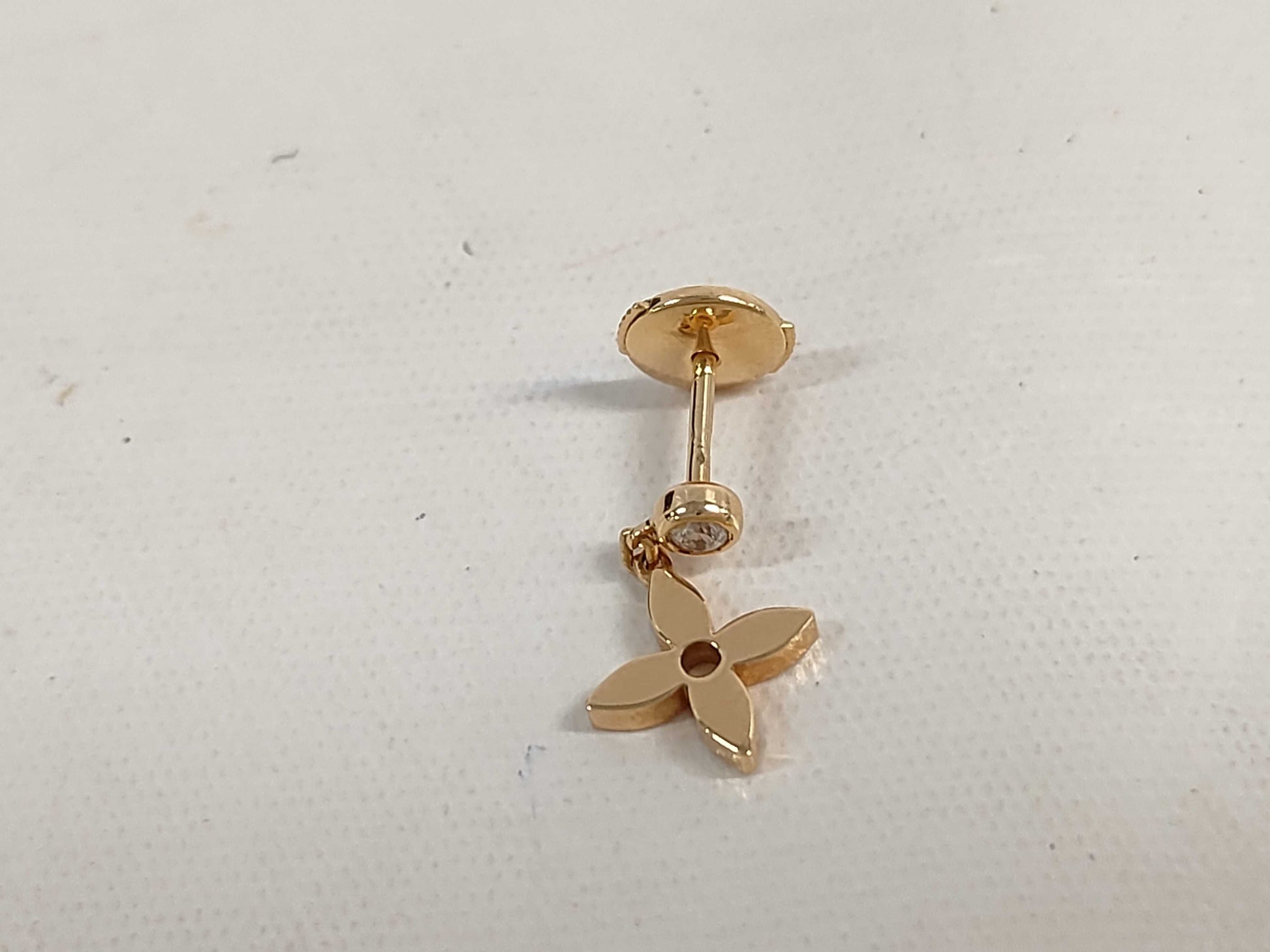 LOUIS VUITTON Idylle Single Earring, Au750, 1.0g 