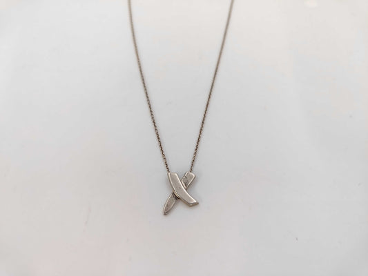 Tiffany & Co. Paloma Picasso Kiss Necklace