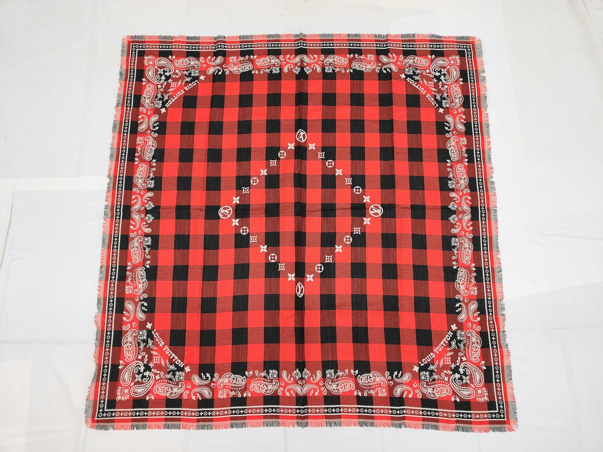 LOUIS VUITTON Louis Vuitton Stole Scarf